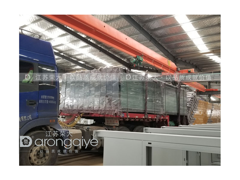 山東公交候車亭發貨