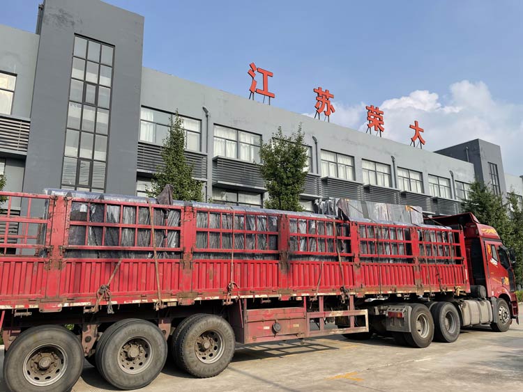 不銹鋼公交候車亭第三批發貨山東