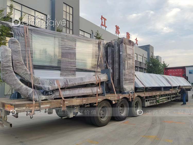 上海智能公交站臺第九批次發貨